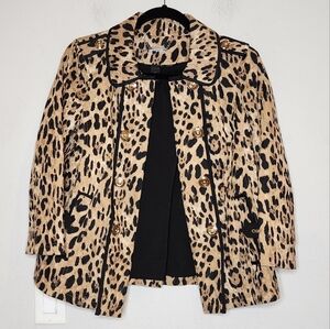 WHBM Leopard Print swing jacket.  Women's Size 4. Pockets